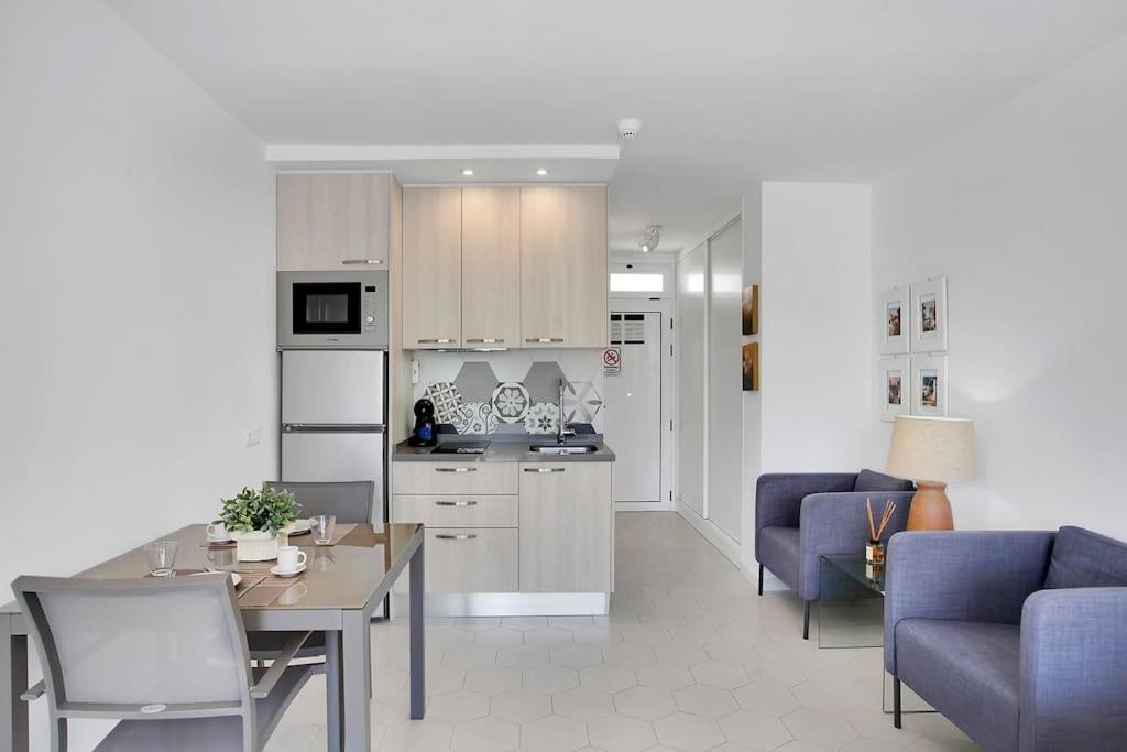 Alexander Apartment Playa De Las Americas Εξωτερικό φωτογραφία